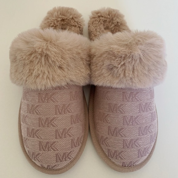 Tula Scuff Slippers - Picture 2 of 3